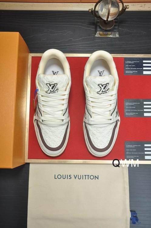 Picture of Louis Vuitton Shoes _SKULVsz38-45WM113013075